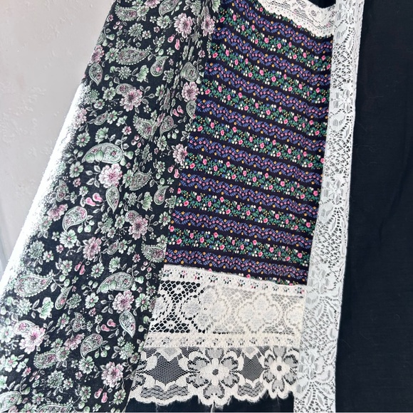 Vintage 70s Floral Lace Patchwork Maxi Skirt Size M Boho USA Carefree Fashions - Picture 3 of 11